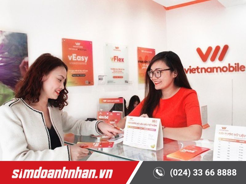 Đến quầy giao dịch gần nhất của nhà mạng Vietnamobile để kiểm tra thông tin SIM chính chủ